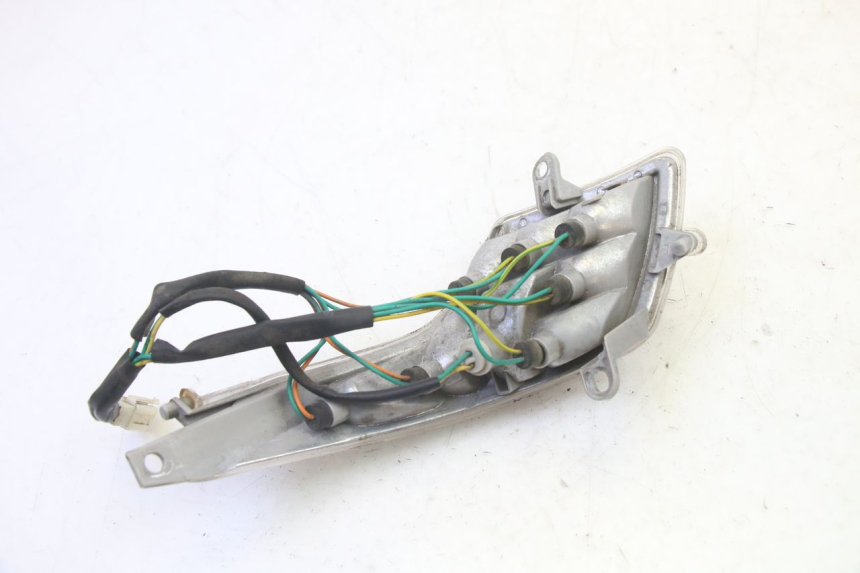 photo de LUZ TRASERA IZQUIERDA PEUGEOT VIVACITY NEW 4T 50 (2008 - 2017)