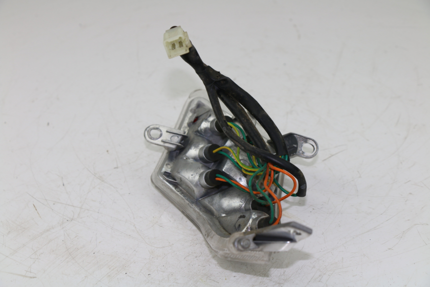 photo de LUZ TRASERA IZQUIERDA PEUGEOT VIVACITY 125 (2010 - 2017)