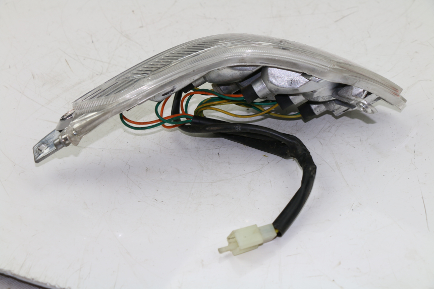 photo de LUZ TRASERA IZQUIERDA PEUGEOT VIVACITY 125 (2010 - 2017)