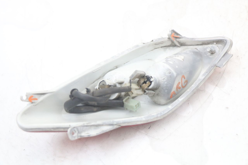 photo de FARO TRASERO IZQUIERDO YAMAHA XMAX X-MAX 125 (2006 - 2009)