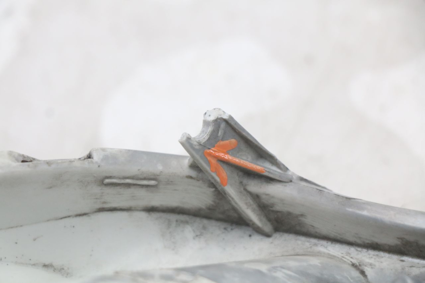 photo de FARO TRASERO IZQUIERDO YAMAHA XMAX X-MAX 125 (2006 - 2009)