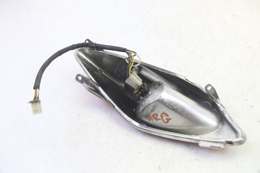 photo de FARO TRASERO IZQUIERDO YAMAHA X-MAX XMAX 250 (2006 - 2009)
