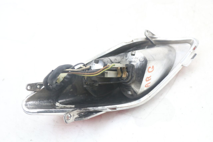 photo de FARO TRASERO IZQUIERDO YAMAHA XMAX X-MAX 125 (2006 - 2009)