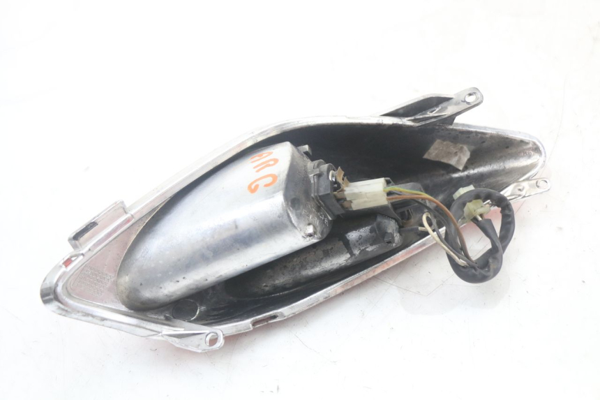 photo de FARO TRASERO IZQUIERDO YAMAHA XMAX X-MAX 125 (2006 - 2009)