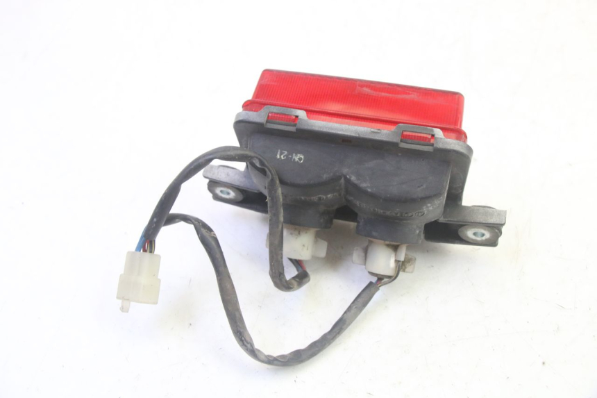 photo de LUZ TRASERA KAWASAKI GPX R WARBIRD 600 (1988 - 1993) - Otra perspectiva