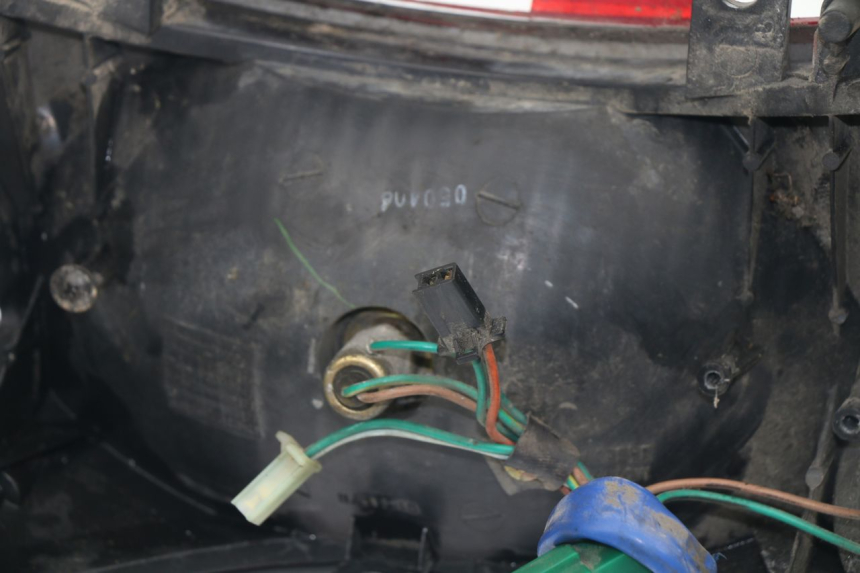 photo de LUZ TRASERA KYMCO GRAND DINK 125 (2002 - 2007)