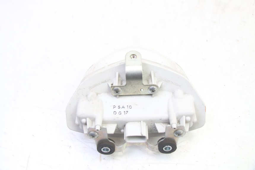 photo de LUZ TRASERA SUZUKI GSR 750 (2011 - 2017)