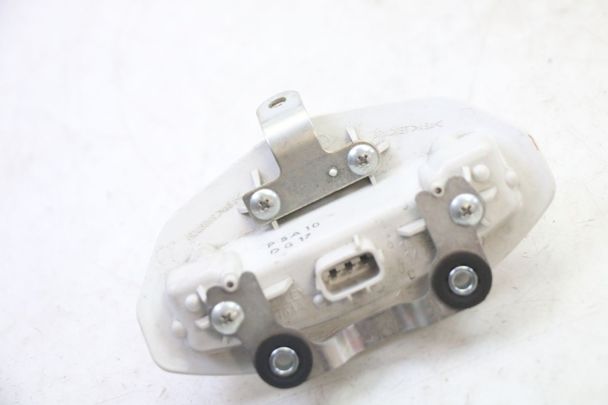 photo de LUZ TRASERA SUZUKI GSR 750 (2011 - 2017)