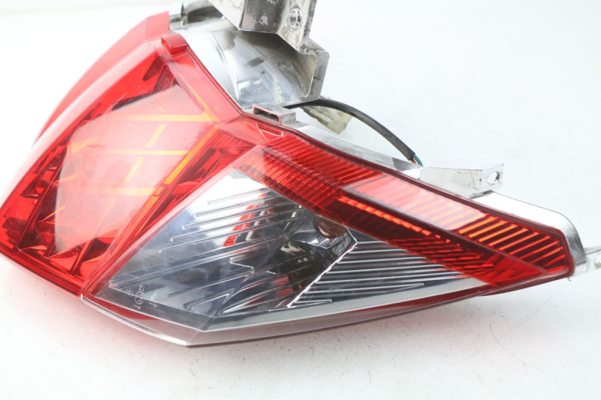 photo de LUZ TRASERA SYM GTS EFI ABS 125 (2012 - 2016)