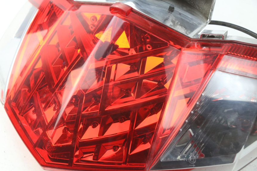 photo de LUZ TRASERA SYM GTS EFI ABS 125 (2012 - 2016)