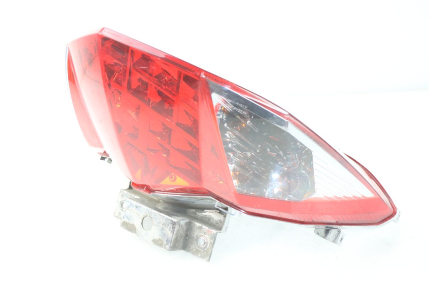 photo de LUZ TRASERA SYM GTS EFI ABS 125 (2012 - 2016)