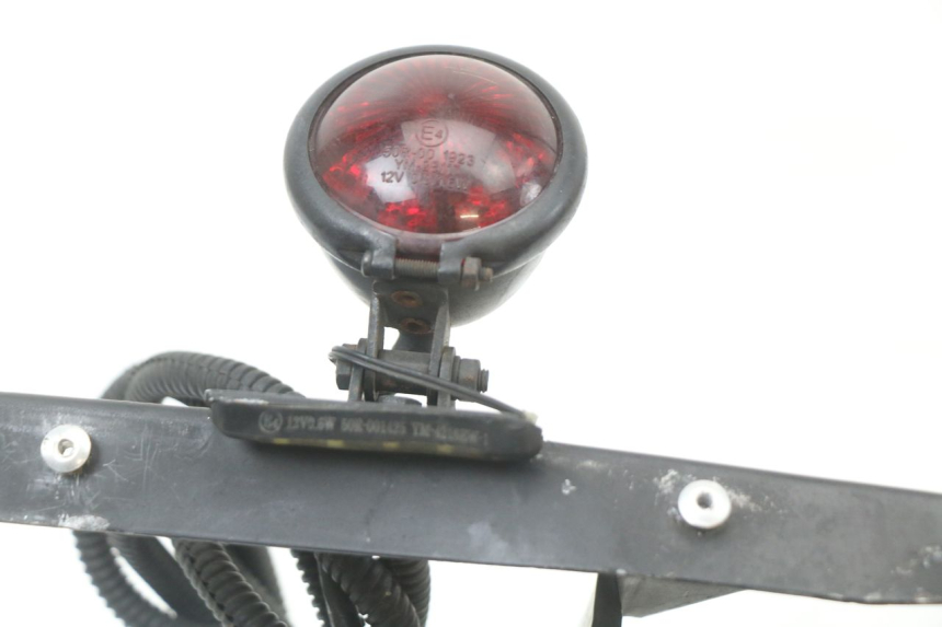 photo de LUZ TRASERA HARLEY DAVIDSON SPORTSTER XL CUSTOM 1200 (2003 - 2004)