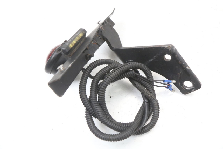 photo de LUZ TRASERA HARLEY DAVIDSON SPORTSTER XL CUSTOM 1200 (2003 - 2004)
