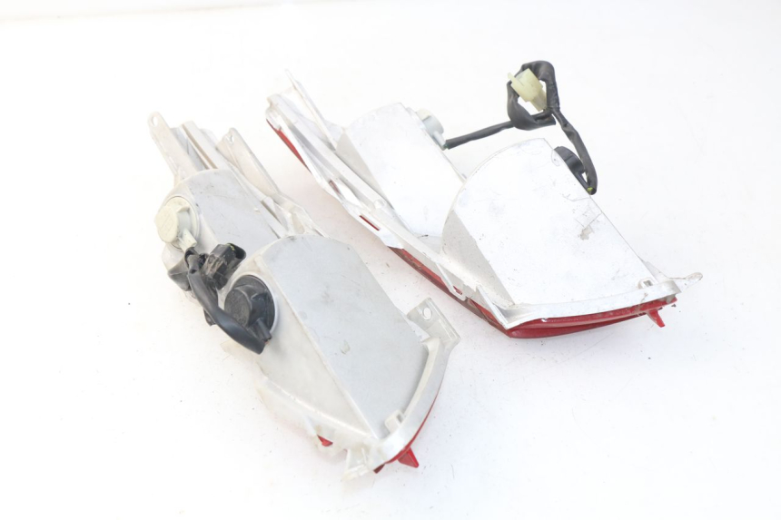 photo de LUZ TRASERA HONDA FES PANTHEON 125 (2003 - 2007)