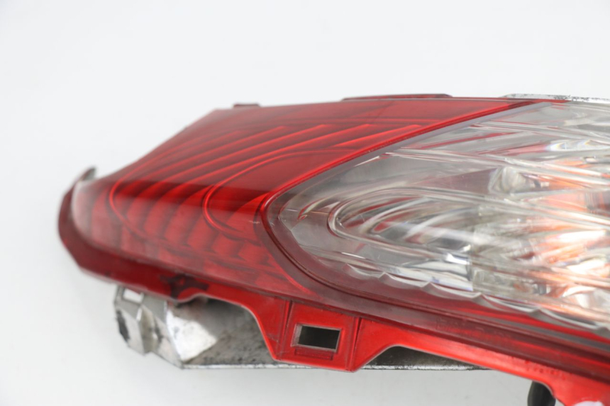 photo de LUZ TRASERA HONDA FES S-WING SWING ABS 125 (2007 - 2015)