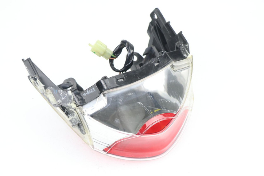 photo de LUZ TRASERA HONDA PCX (JF28) 125 (2009 - 2011)