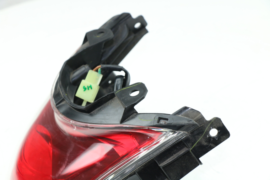 photo de LUZ TRASERA HONDA PCX (JF47) 125 (2012 - 2013)