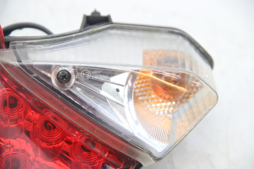 photo de LUZ TRASERA HONDA VISION NSC R 50 (2013 - 2015)