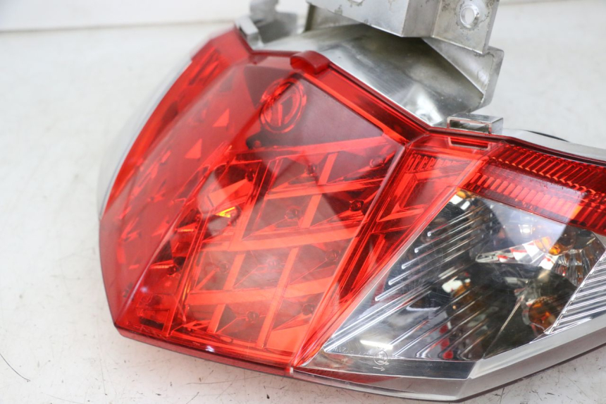 photo de LUZ TRASERA SYM JOYMAX 125 (2010 - 2017)