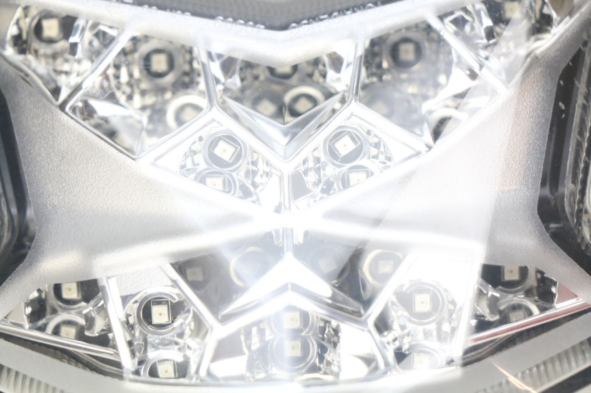 photo de LUZ TRASERA KAWASAKI Z 650 (2016 - 2019)