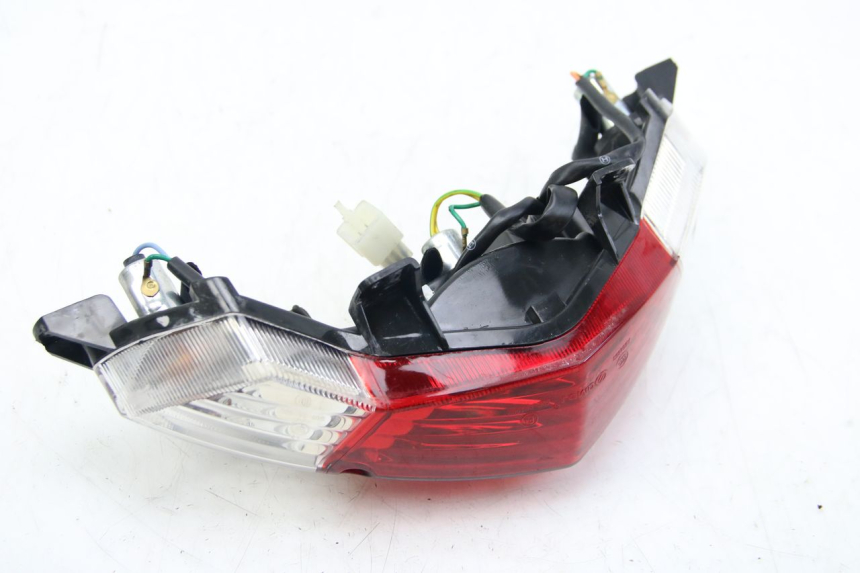 photo de LUZ TRASERA PEUGEOT KISBEE 2T 50 (2018 - 2022)