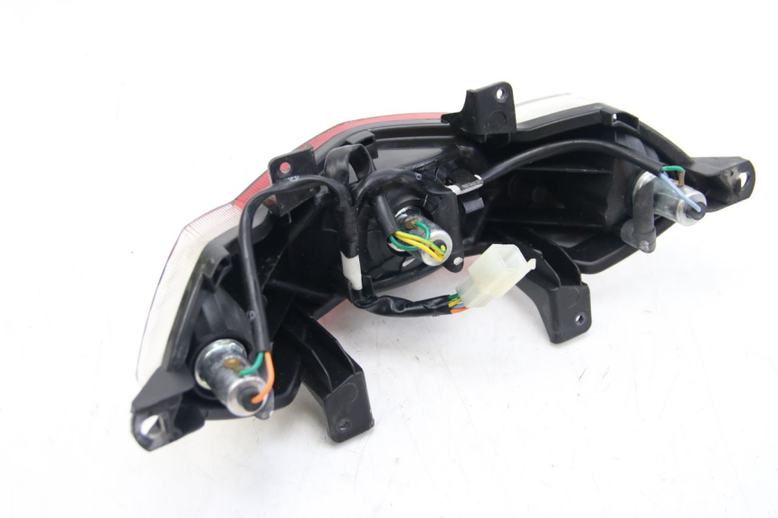 photo de LUZ TRASERA PEUGEOT KISBEE 2T 50 (2018 - 2022)