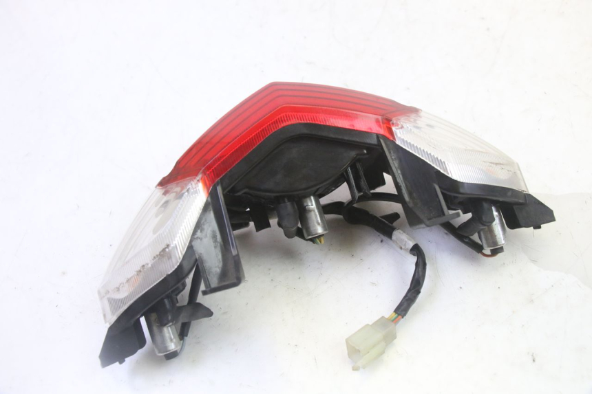 photo de FARO TRASERO PEUGEOT KISBEE 2T 50 (2010 - 2017)