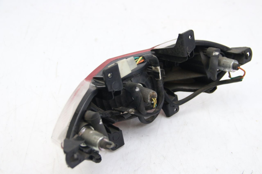 photo de LUZ TRASERA PEUGEOT KISBEE 4T 50 (2010 - 2017)
