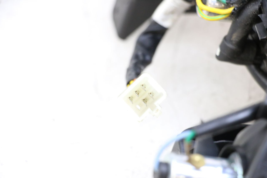 photo de FARO TRASERO PEUGEOT KISBEE 4T 50 (2018 - 2022)