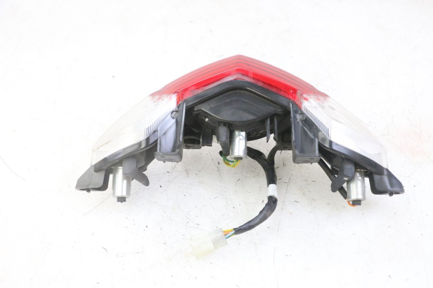 photo de FARO TRASERO PEUGEOT KISBEE 4T 50 (2018 - 2022)