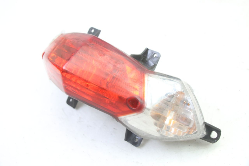 photo de FARO TRASERO PEUGEOT KISBEE 4T 50 (2018 - 2022)