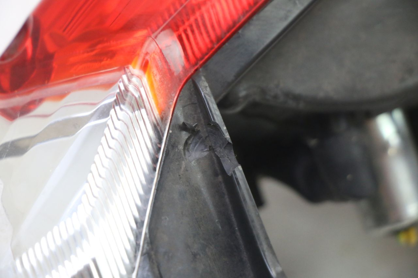 photo de FARO TRASERO PEUGEOT KISBEE 4T 50 (2018 - 2022)