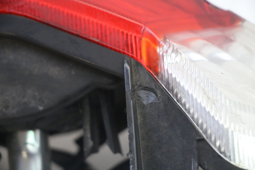photo de FARO TRASERO PEUGEOT KISBEE 4T 50 (2018 - 2022)