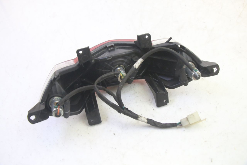 photo de LUZ TRASERA PEUGEOT KISBEE 4T 50 (2010 - 2017) - Vista general del producto