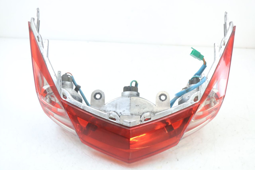 photo de LUZ TRASERA KYMCO DINK STREET ABS 125 (2011 - 2018)