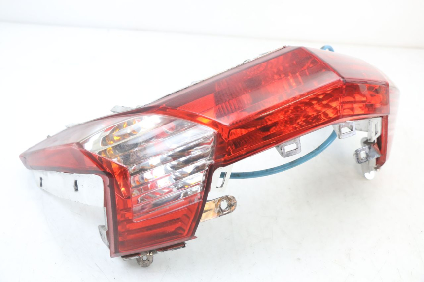 photo de LUZ TRASERA KYMCO DINK STREET ABS 125 (2011 - 2018)