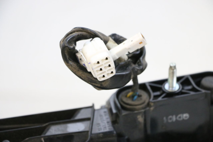 photo de LUZ TRASERA YAMAHA NEO'S CORE 1 (2022 - 2026) - Vista general del producto