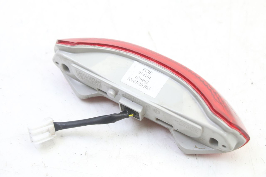photo de LUZ TRASERA PIAGGIO NRG POWER PUREJET 50 (2018 - 2021)