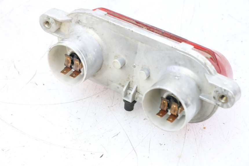 photo de LUZ TRASERA HONDA NSR R 125 (1994 - 2003) - Primer plano técnico