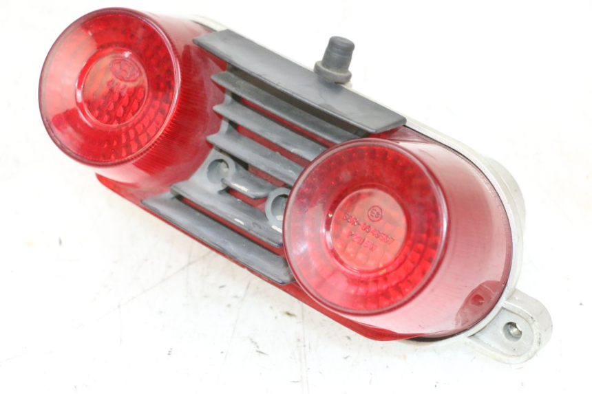 photo de LUZ TRASERA HONDA NSR R 125 (1994 - 2003) - Estado de la superficie y material