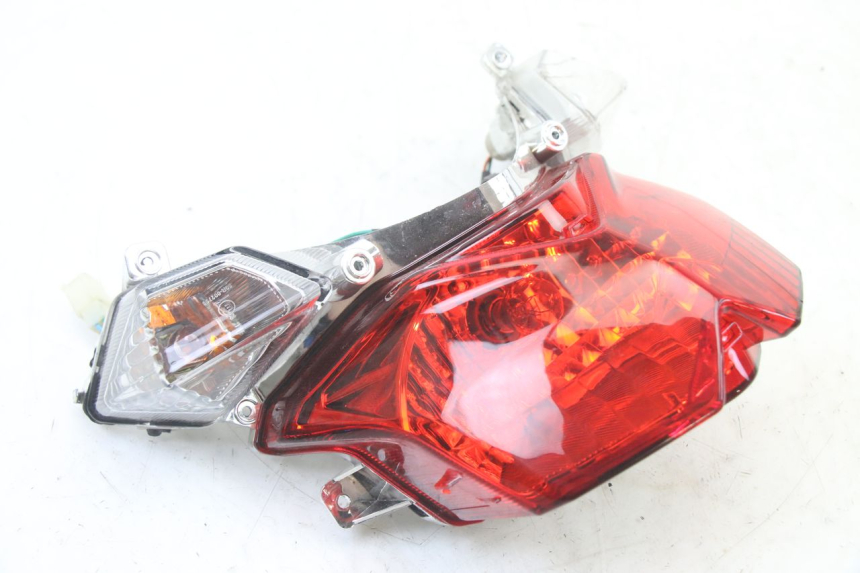 photo de LUZ TRASERA SYM ORBIT III 3 4T 50 (2021 - 2025)