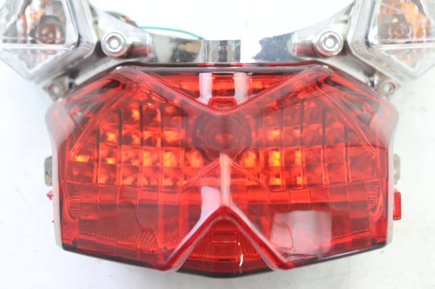 photo de LUZ TRASERA SYM ORBIT III 3 4T 50 (2021 - 2025)