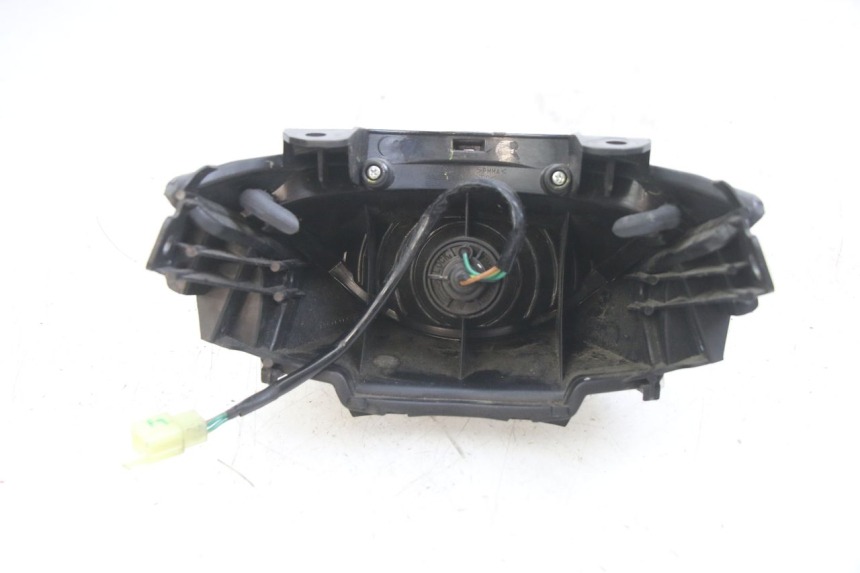 photo de LUZ TRASERA HONDA PCX (JF47) 125 (2012 - 2013)