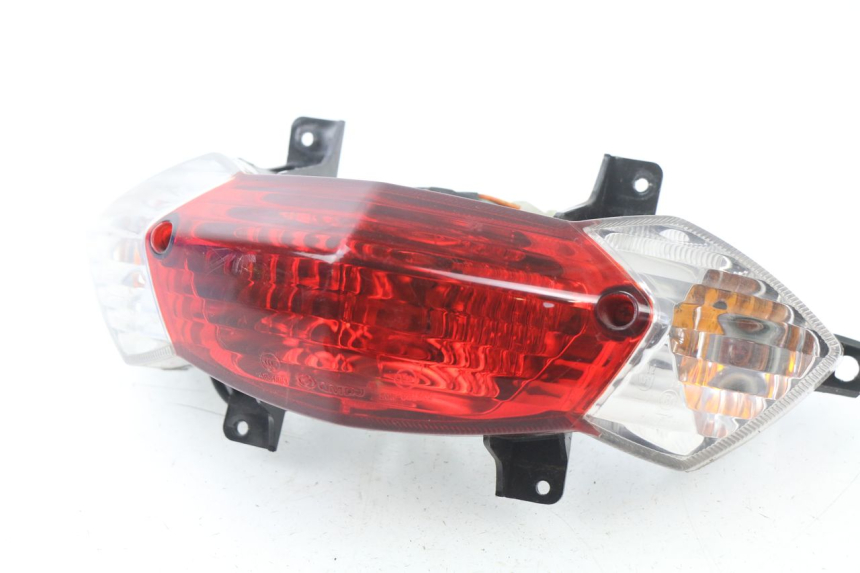 photo de LUZ TRASERA PEUGEOT KISBEE 4T 50 (2010 - 2017)