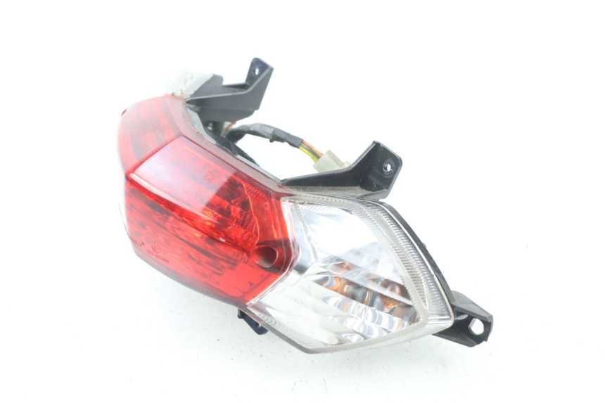 photo de LUZ TRASERA PEUGEOT KISBEE 4T 50 (2010 - 2017)