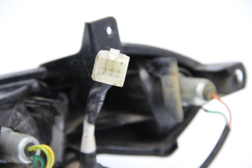 photo de LUZ TRASERA PEUGEOT KISBEE 4T 50 (2010 - 2017)