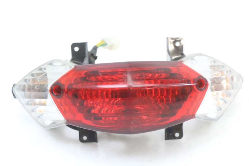 photo de LUZ TRASERA PEUGEOT KISBEE 4T 50 (2010 - 2017)