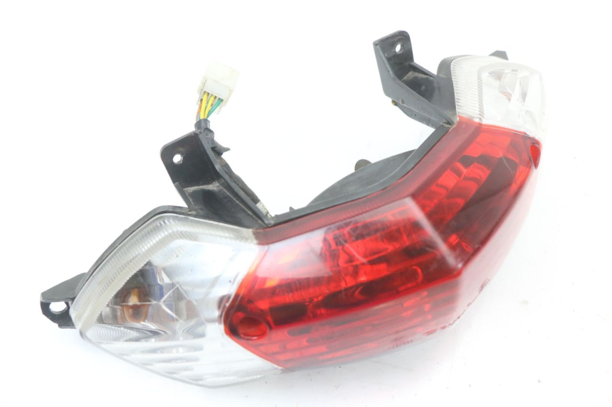 photo de LUZ TRASERA PEUGEOT KISBEE 4T 50 (2010 - 2017)