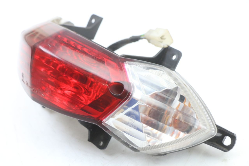 photo de LUZ TRASERA PEUGEOT KISBEE 4T 50 (2010 - 2017)