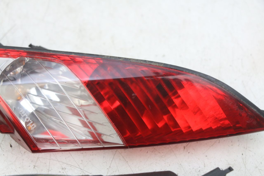 photo de LUZ TRASERA PEUGEOT SATELIS 125 (2006 - 2009)